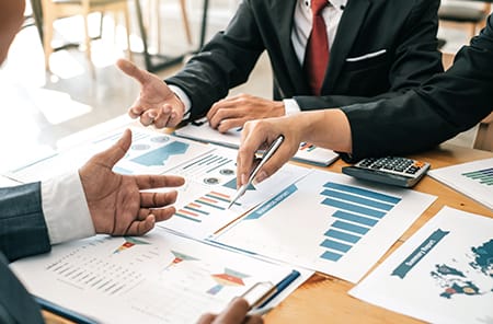 Mastering Business Analytics for Financial Presentations